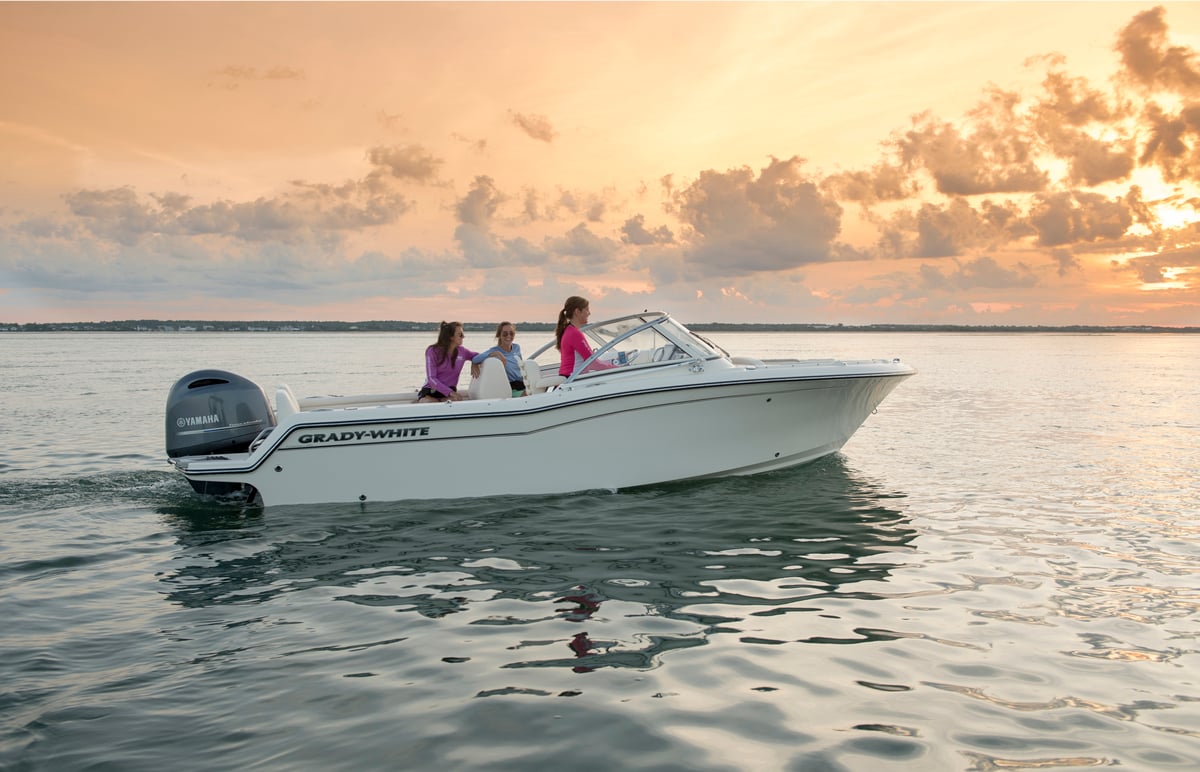 0-5445_freedom-215-grady-white-21-foot-dual-console-rgl_2112 (1)