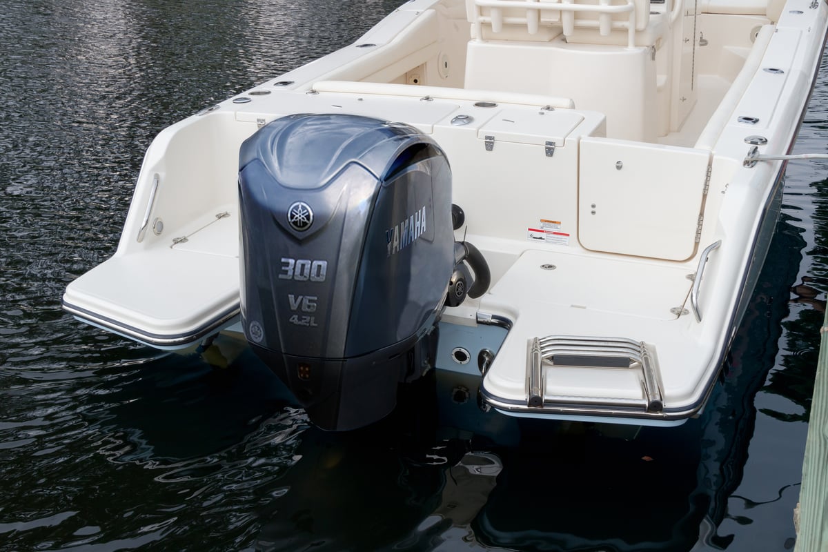 16-5064_fisherman-236-grady-white-23-foot-center-console-6999