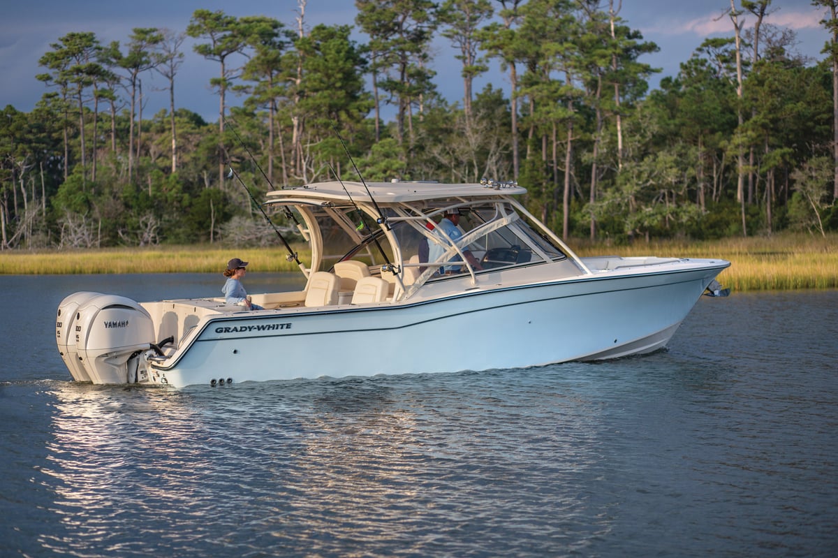 freedom-307-grady-white-30-foot-dual-console-0321